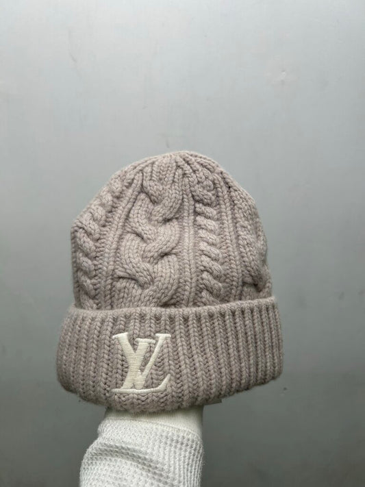 Preowned Lous Vuitton Cream White Lv Knit Logo Beanie