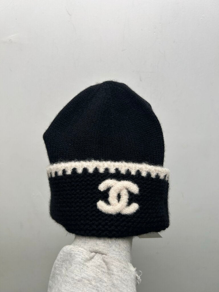 New Chanel Black White Top CC Knit Beanie